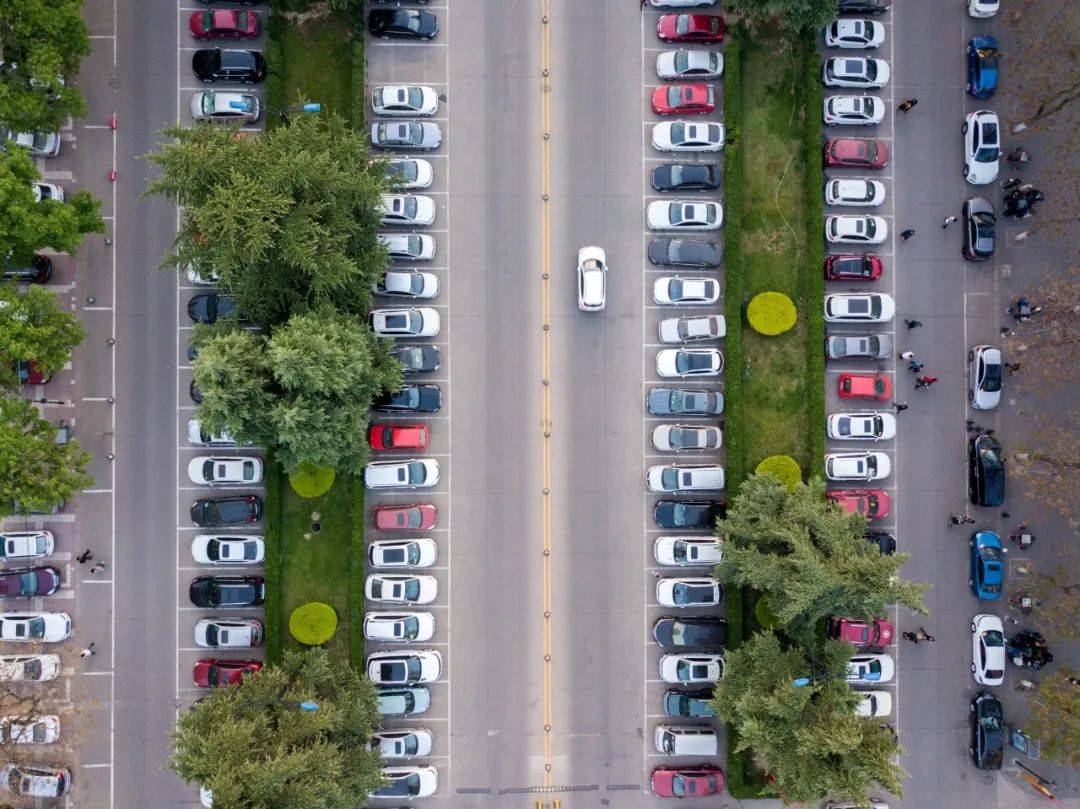 捷顺智城三周年：成为城市级智慧停车运营领域最具价华体会·中国值服务提供商(图1)